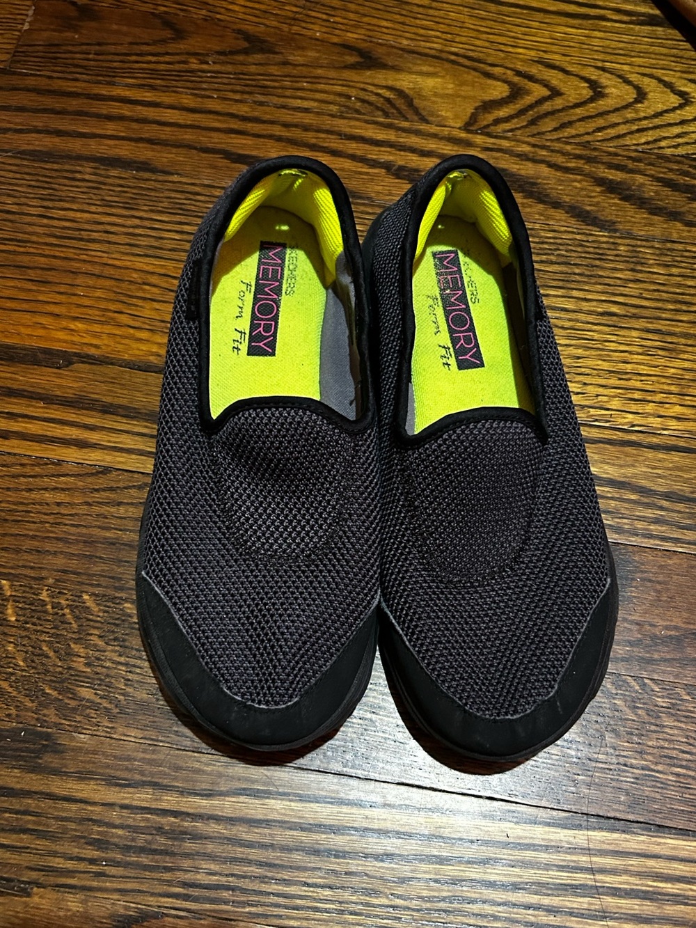 Skechers Women’s Black Slip-On Loafers with Memory foam insoles